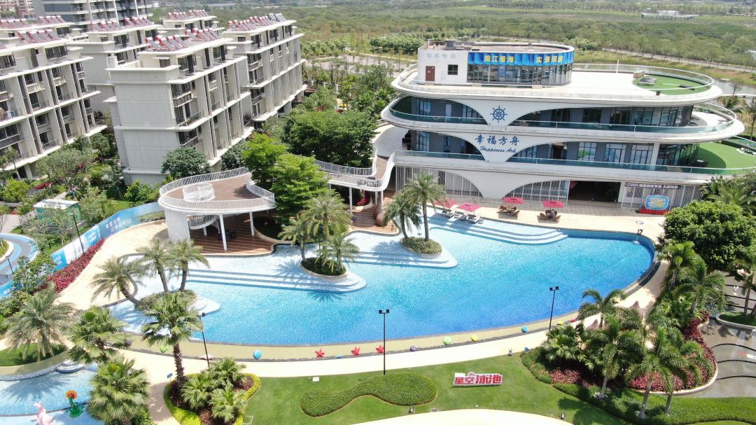 Wanjin Fanhua Hotel (Beihai Silver Beach Bailuwan)