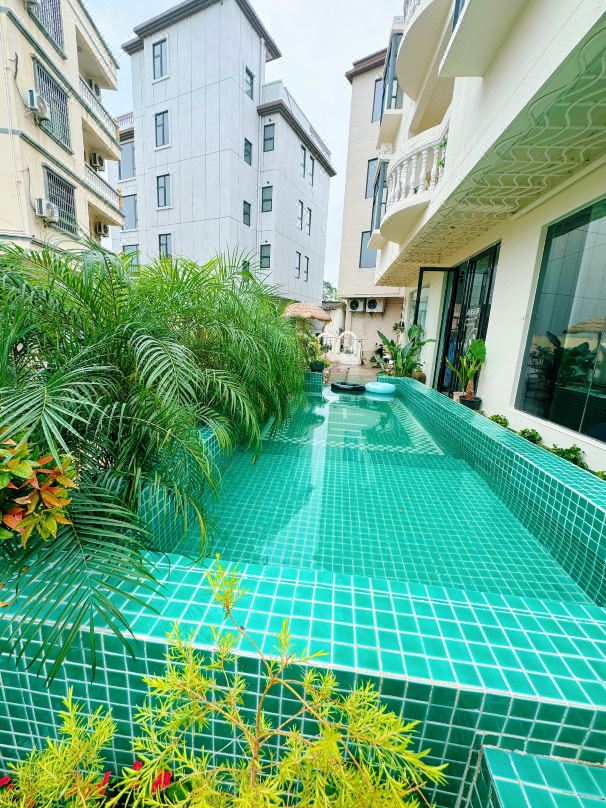 SAN SHI SAN Homestay (Beihai Yintan Branch)