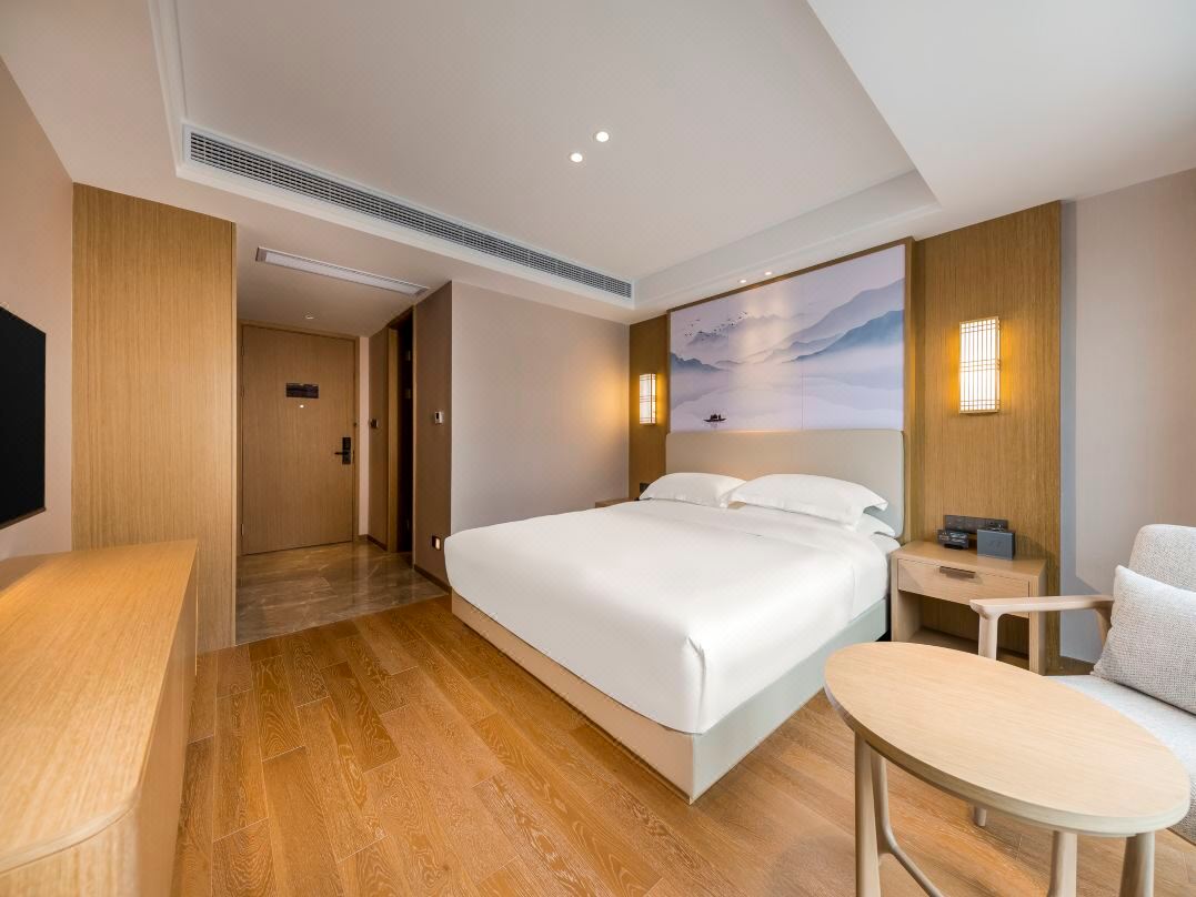 Lanteng Boutique Hotel (Huainan Longhu Park)
