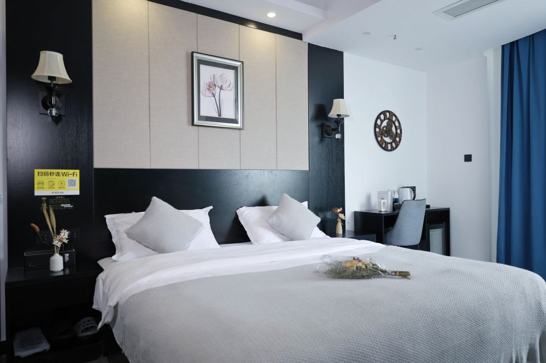 Manlian Hotel