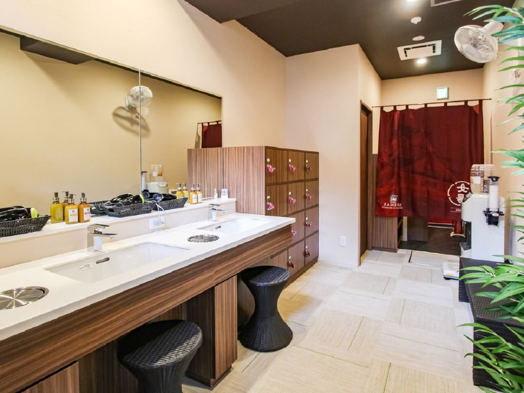 HOTEL LiVEMAX PREMIUM Umeda East