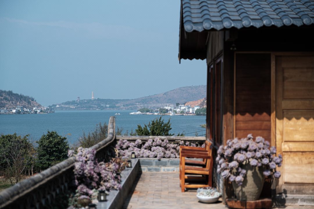 Jiuyi Courtyard Inn