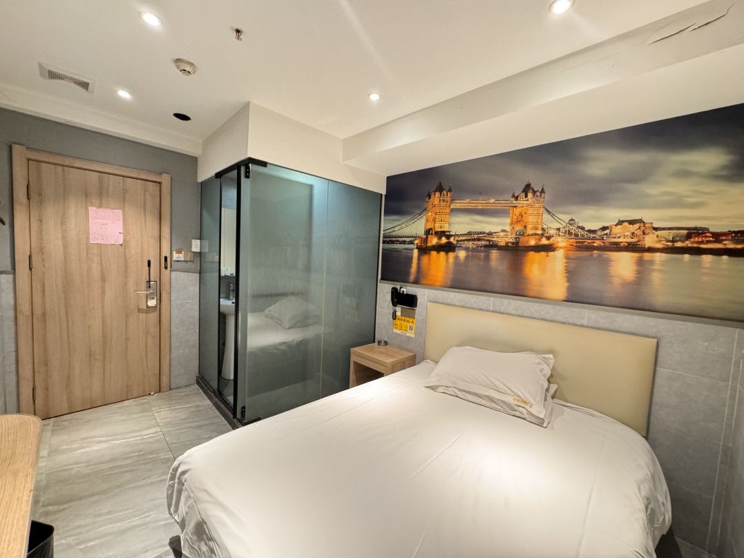 Nanjing Qingcheng Time Hotel (Chengxin Avenue Subway Station Branch)