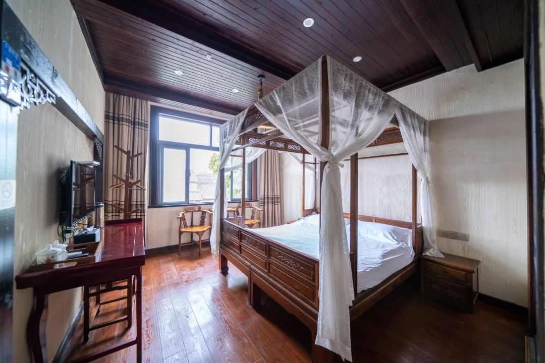 Wuzhen Xizha Liyuanwai Chinese Inn