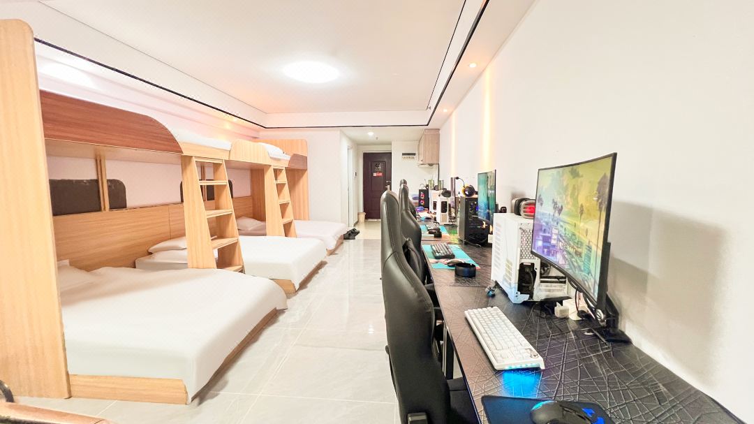 Zhanjiang Fanxing E-sports Apartment