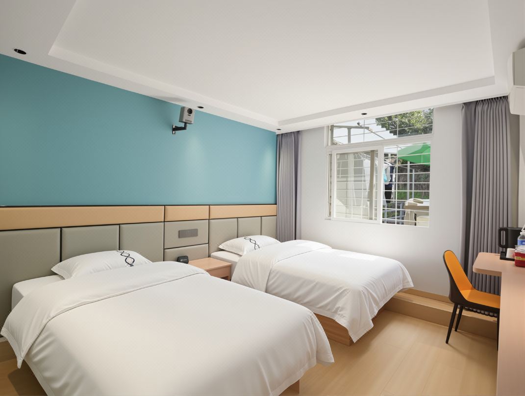 Libo Hotel (Wuhan Yangtze River Bridge Yellow Crane Tower)