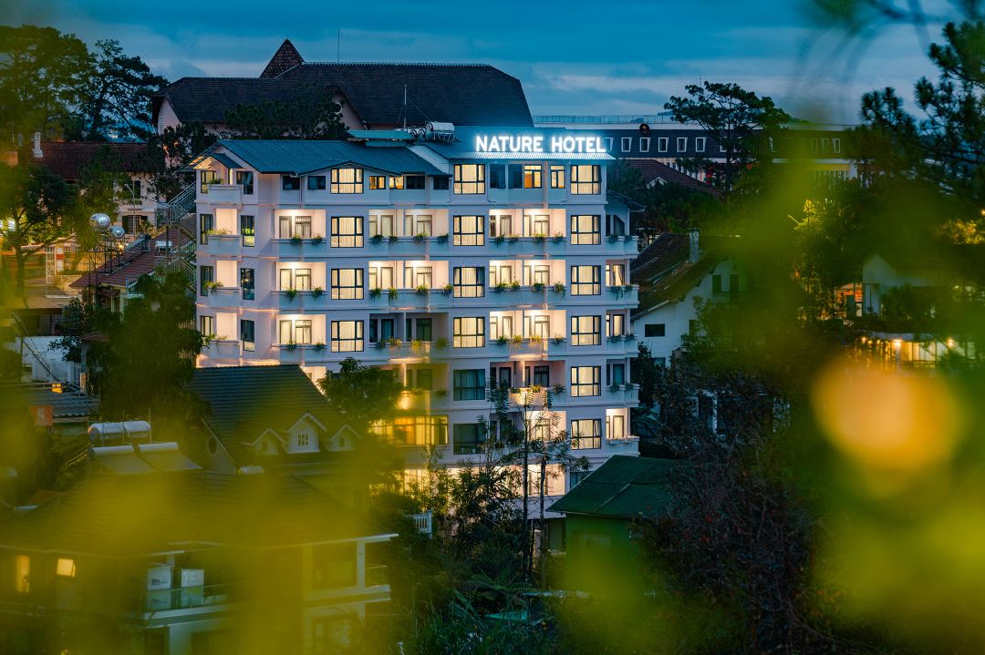 Nature Hotel - Le Hong Phong