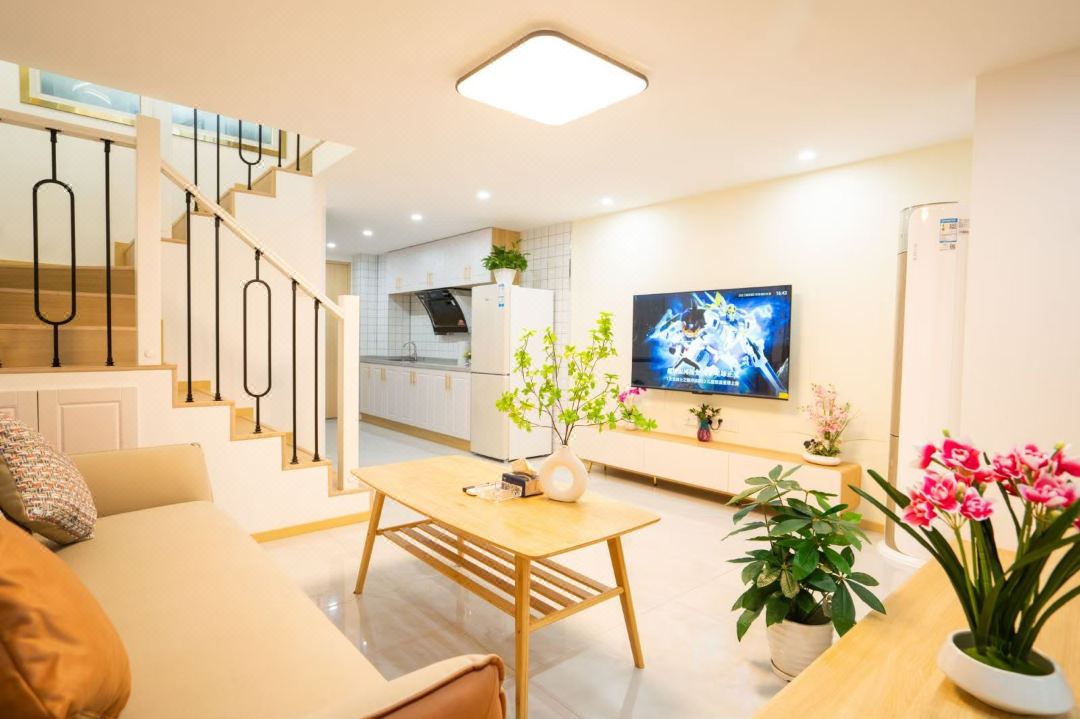 Xingyue Homestay (Zhongyi Road Subway Station)
