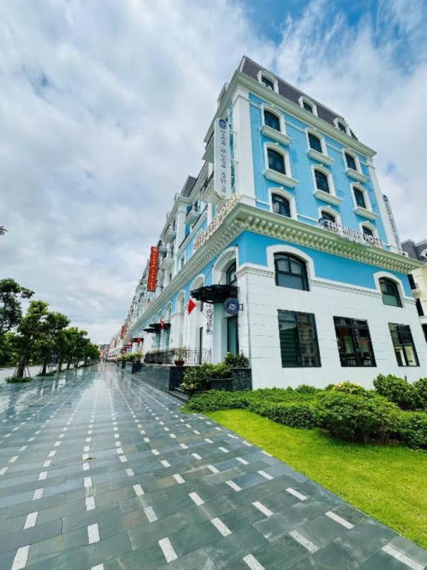 THE MUSE HOTEL 1