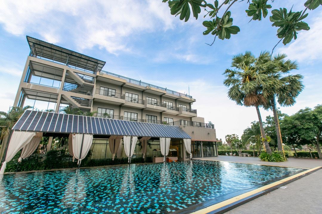 Baan Phing Phu Praew Cha-Am