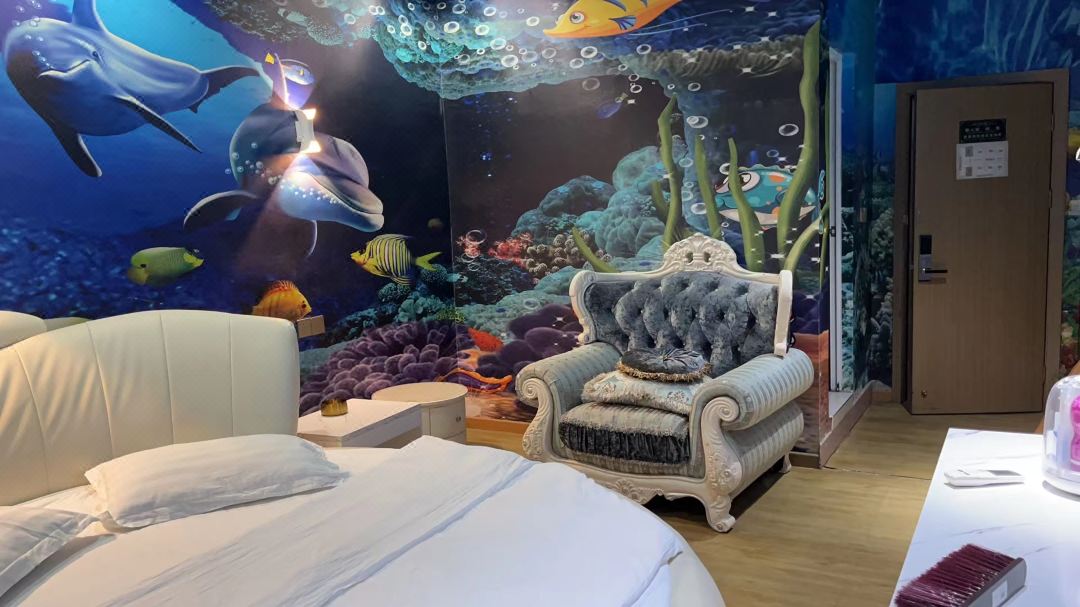 Qimi Hotel