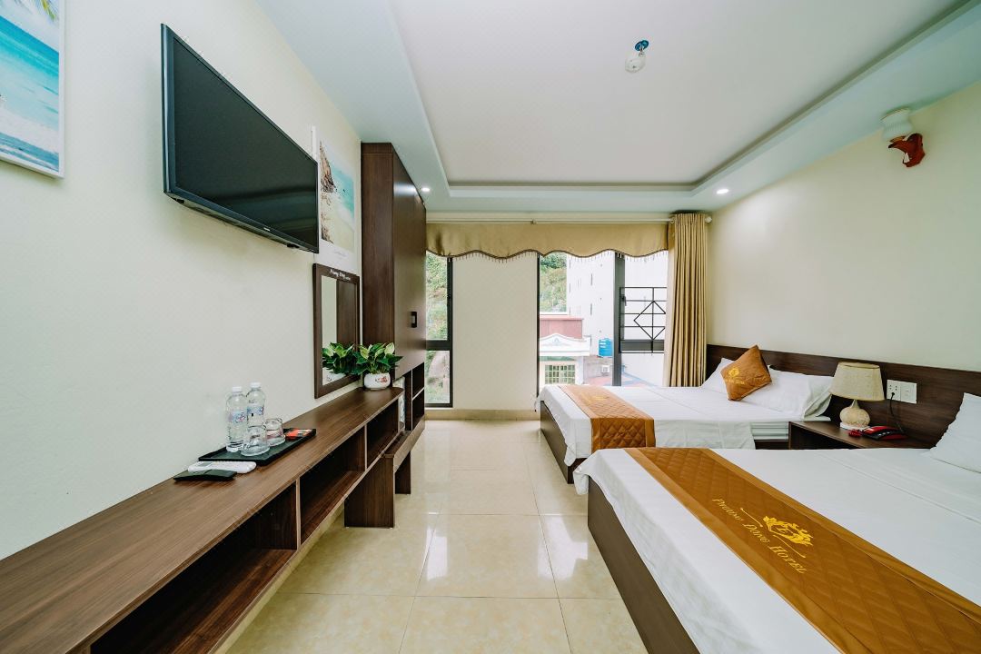 Phuong Dong Hotel
