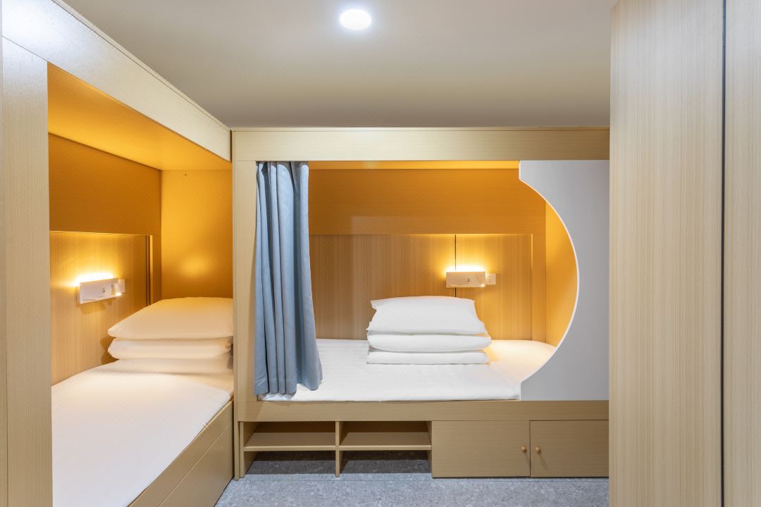 Xiaobai Youth Hotel (Guoji Zhanlan Zhongxin Shuguang West Road)