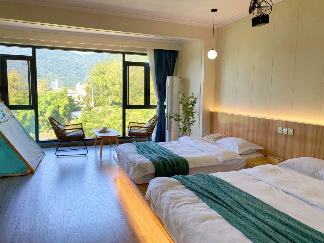 Tiantaishan Xinyi Hotel