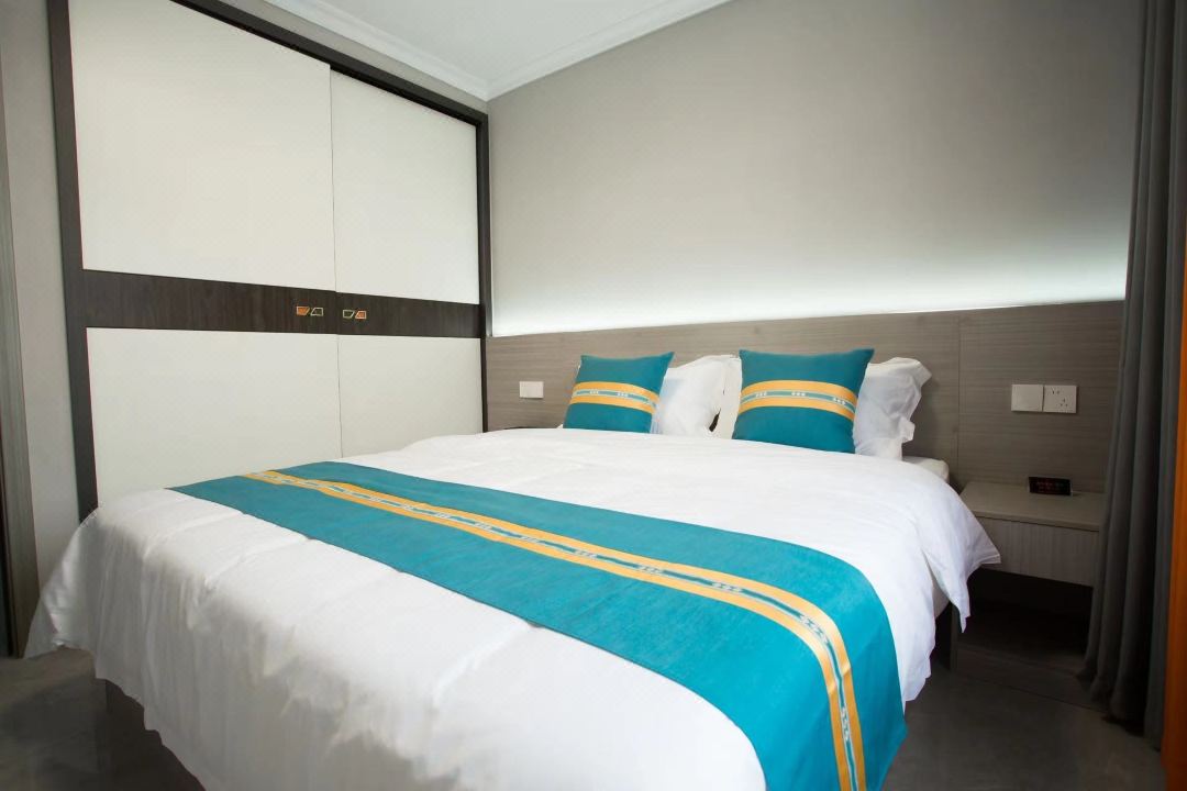 Enshi Eighteen Homestay