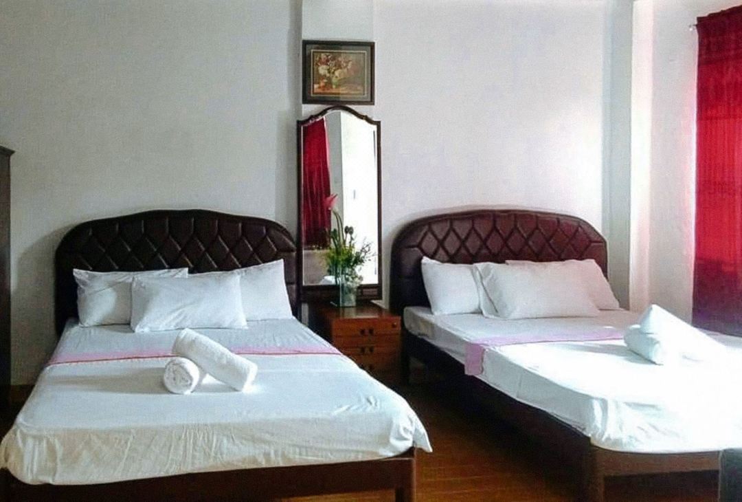 RedDoorz @ RHR Tourist Inn Canlaon