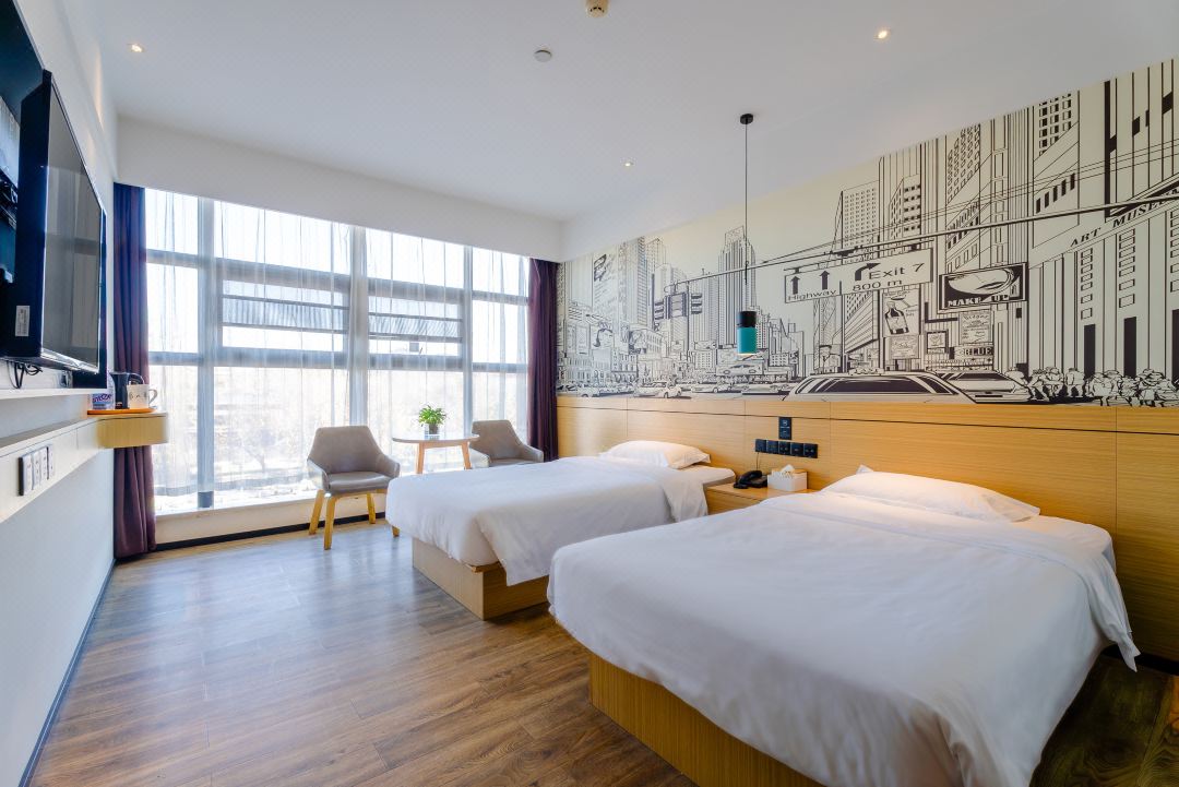 Elong R.YUN Hotel (Xi'an Ming City Wall Andingmen Subway Station)