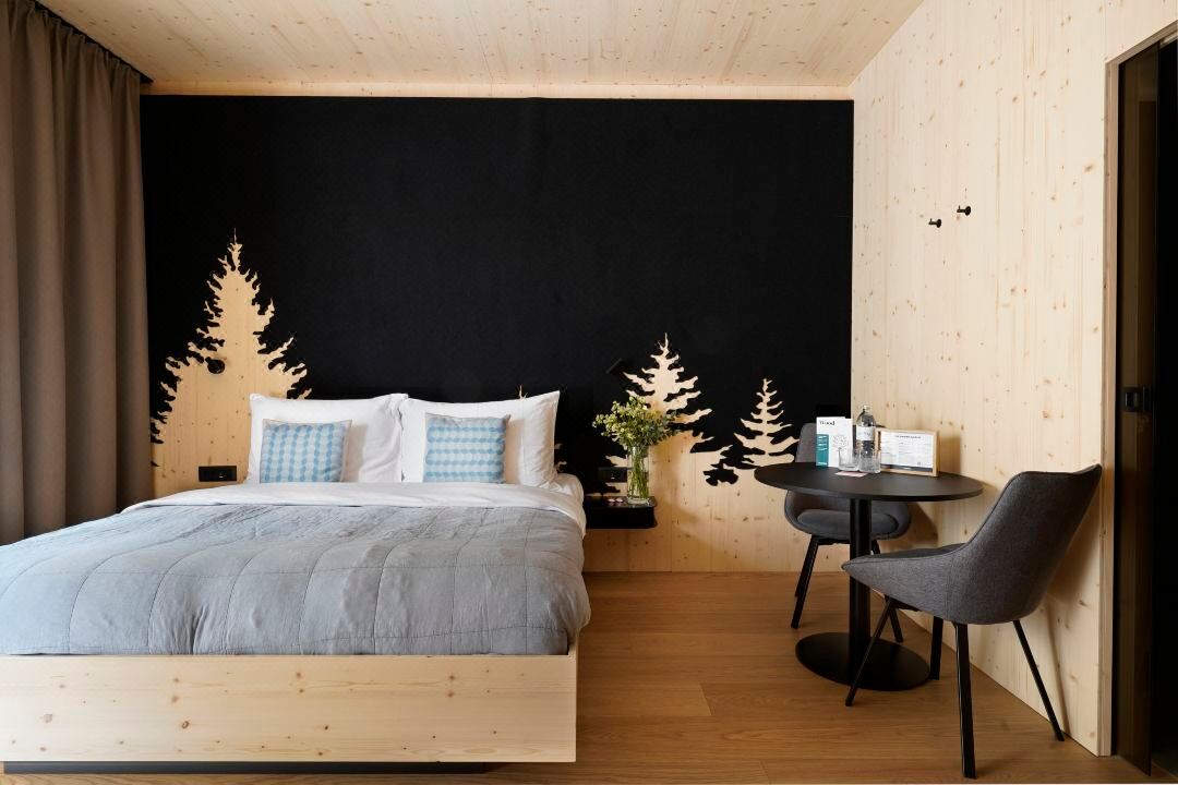 Numa Vienna Wood