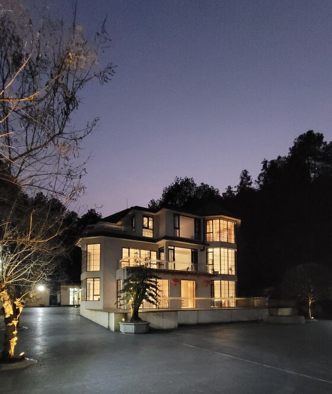 Laojun Mountain No. 1 Homestay