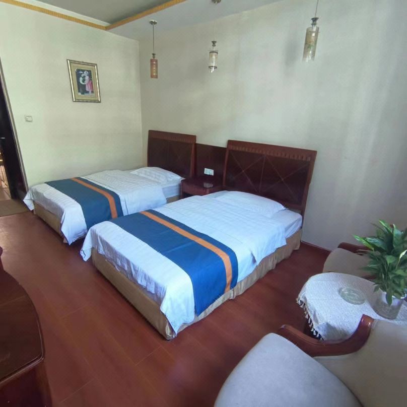Cangxi Jinsui Inn