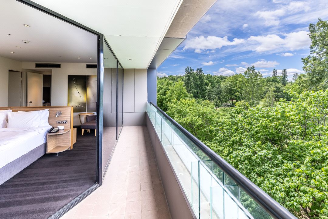 Crowne Plaza Canberra, an IHG Hotel