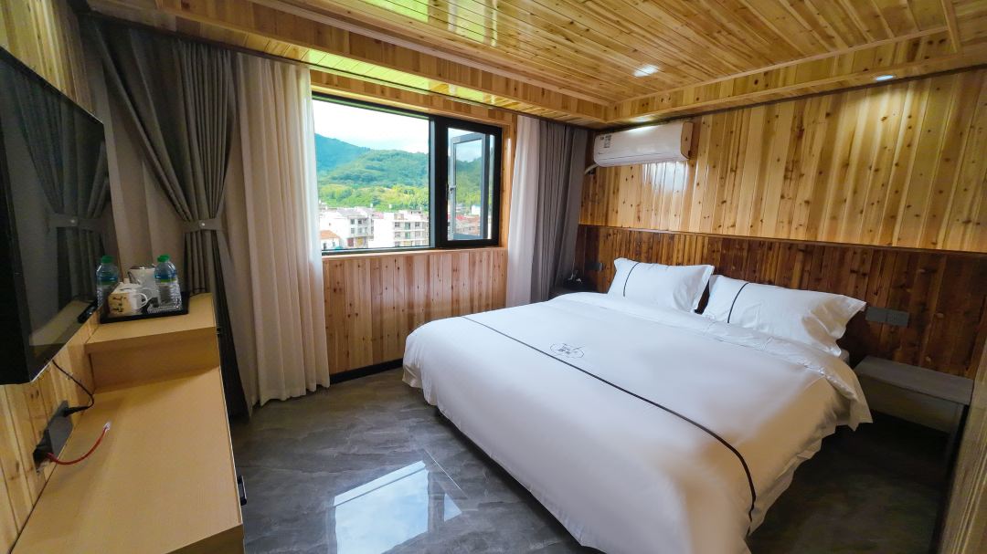 Shangraoyuanlai Homestay (Huatanshan Bus Station)
