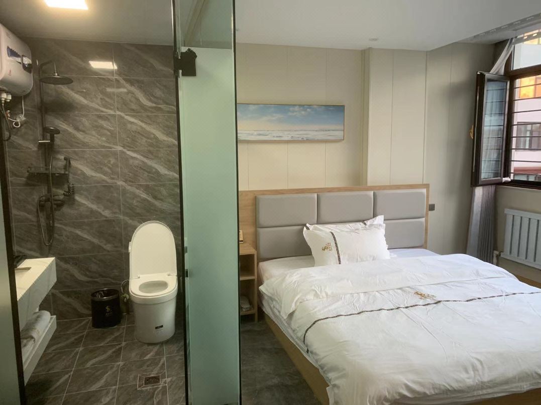 Yichun Lishe Hotel