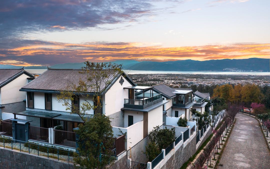 DaLi Midsummer Cloud Glow ·seaview Designer's Vacation Villa