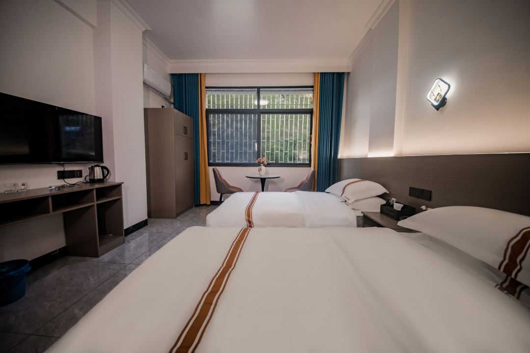 PANYUNSHUIHE HOTEL