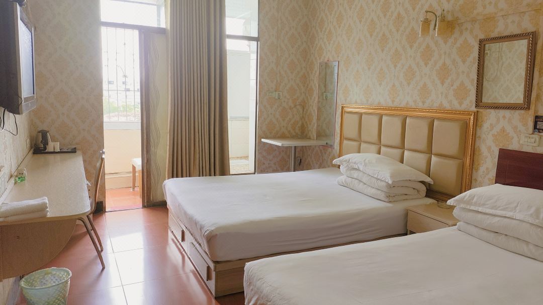 Xingang Apartment