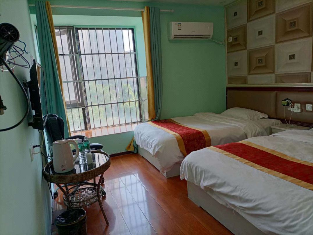 Lufeng Apartment