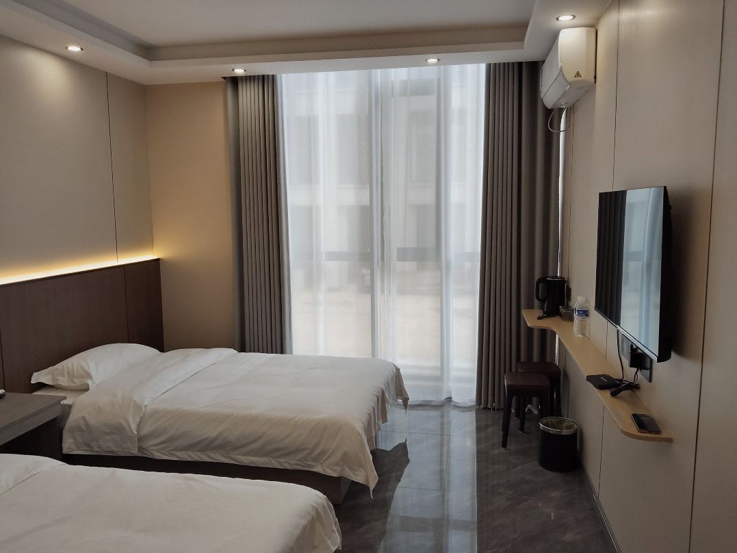 Dai County Wutong Hotel