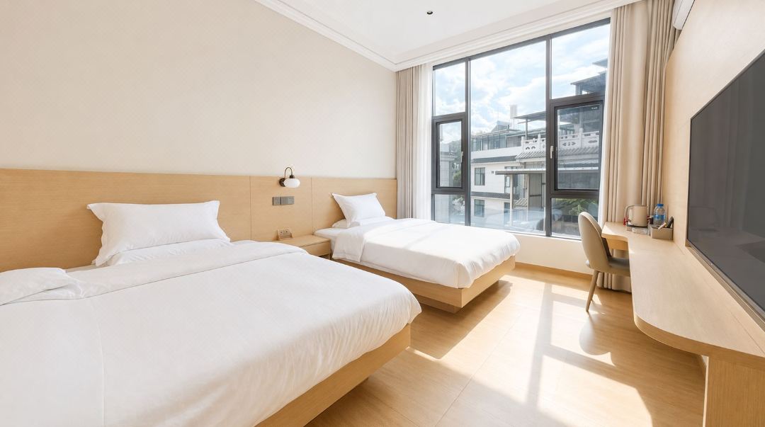 Fuxian Lake Huxiting Homestay (Sunshine Coast)