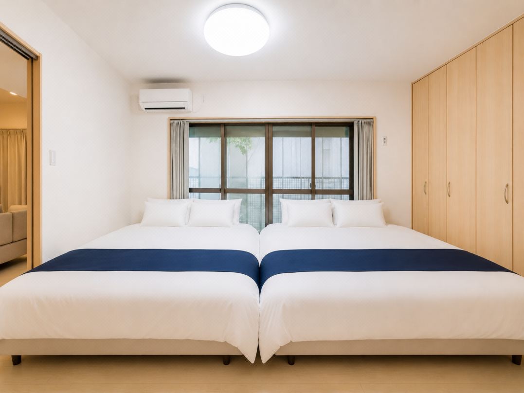 Oshiage 4min walk, Asakusa 3min, Ueno10min, Switch, FreeWi-Fi , PocketWi-Fi