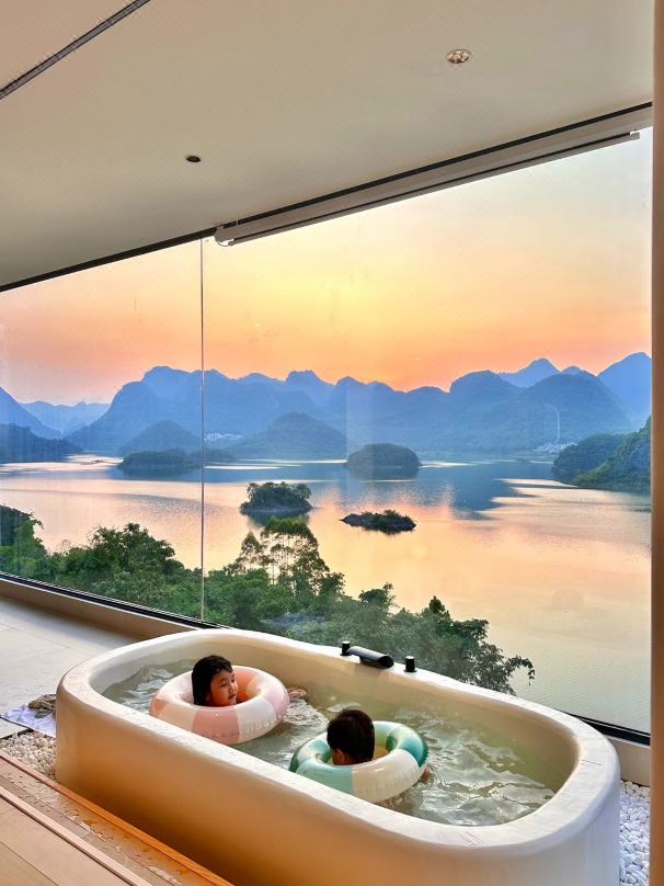 Mirror Lake Retreat