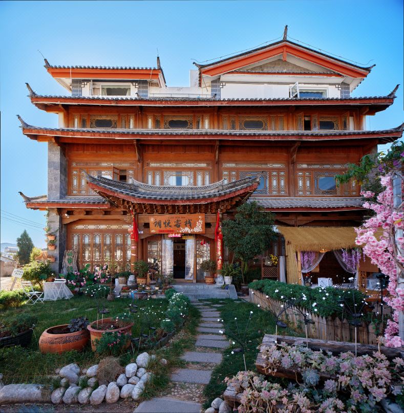 Langyue Hanfu Travel Theme Inn (Lijiang Ancient City Branch)