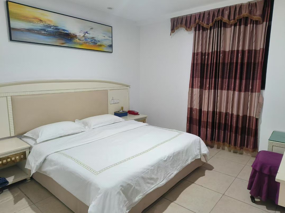 Zhang Ying Hotel