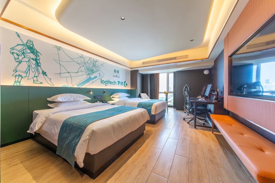 FEEGEE E-SPORT HOTEL