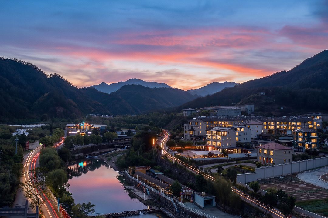 Floral Hotel · Hotel Beiyuan Nanfeng