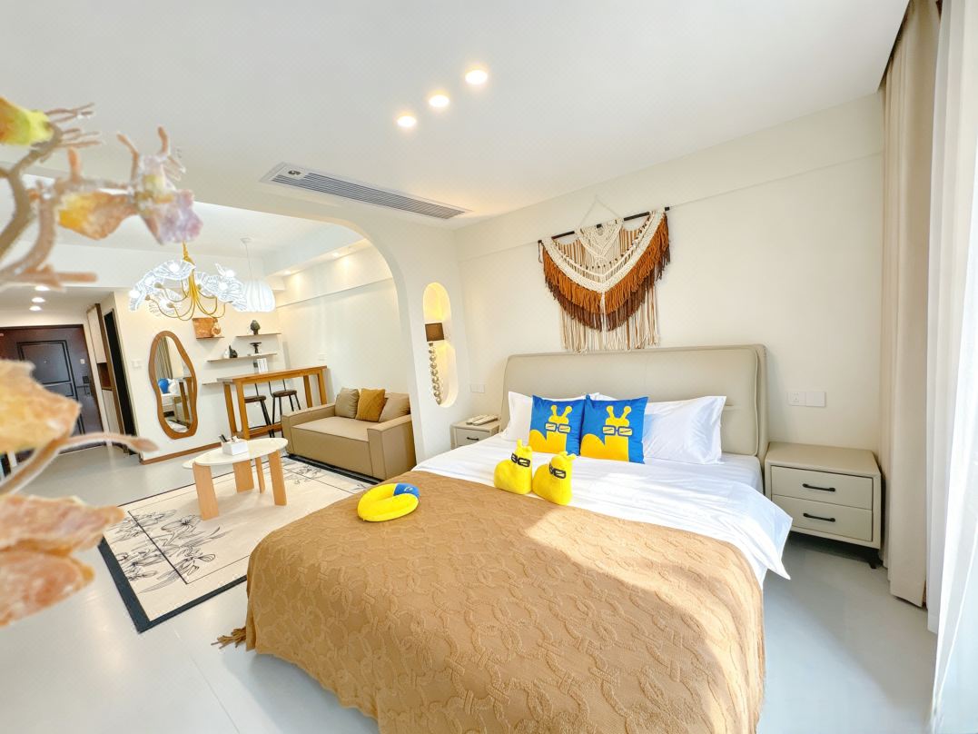 Huaren Yiju Homestay (University Town Branch