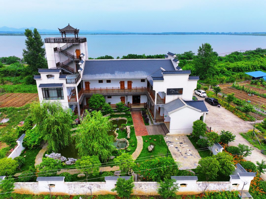 Tinglan Courtyard Hostel