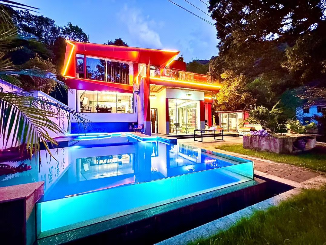 Moon Bay Utopia Boutique Stay