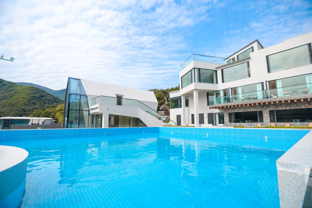 Benxi County Wujie Lohas Mountain and Sea Resort Hotel