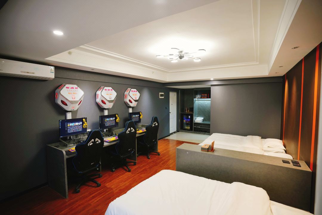 Wushuang E-sports Homestay (Xi'an Daming Palace Wanda)