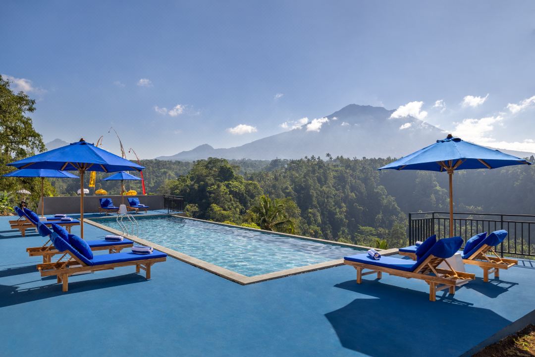Tapa Agung View