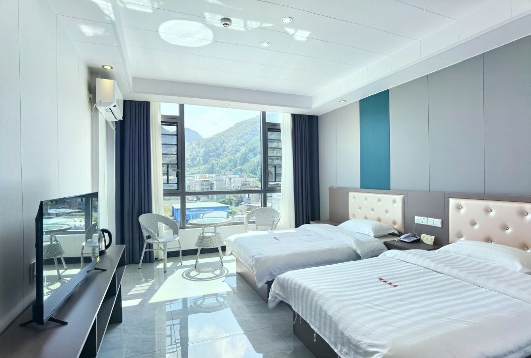 Pingtang Mingtai Hotel