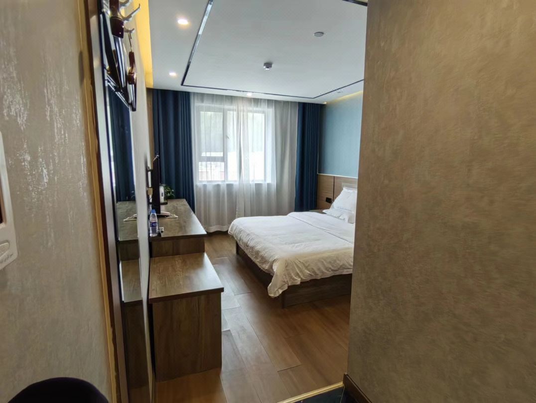 Tasha Gudao Hotel