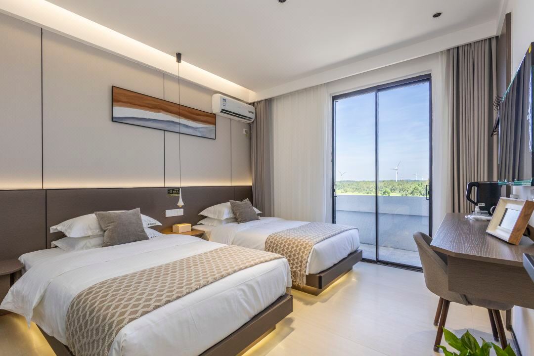 Pingtan Jinghai Youju Homestay (Changjiang’ao Wind Farm)
