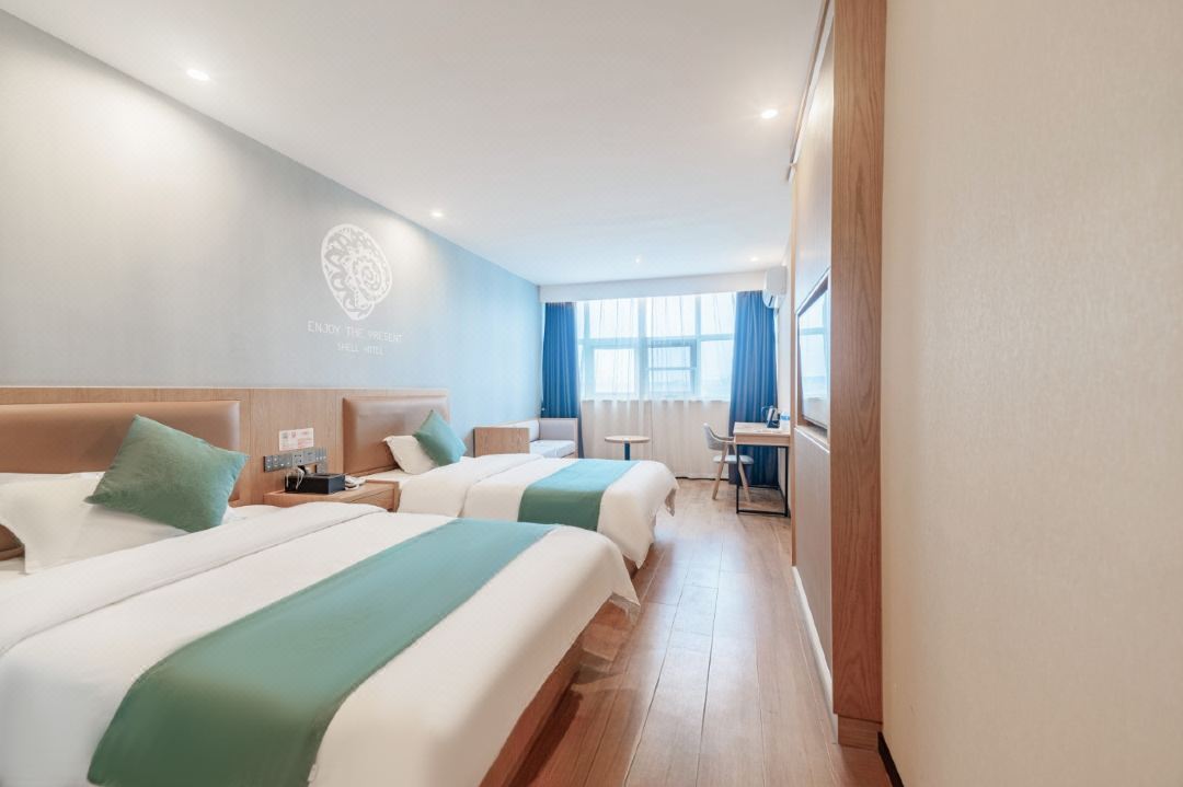 Shell Hotel Lixin Passenger Transport Center