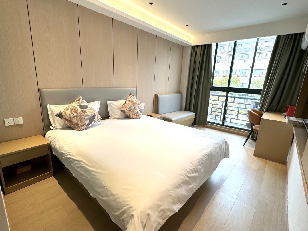 Changshu Jinshiyuan Business Hotel